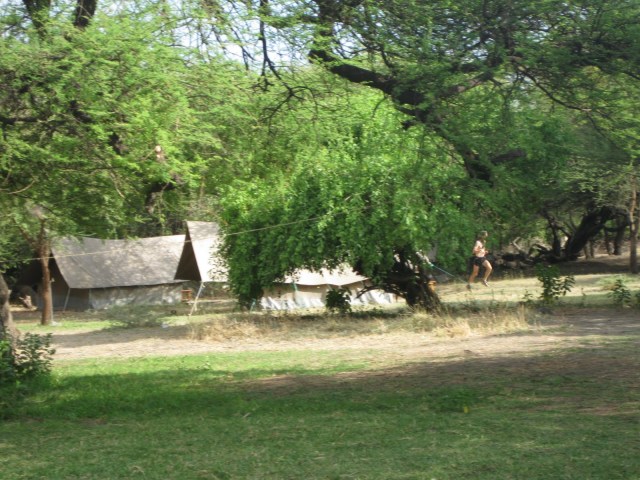 TZ_Lake_Natron_run_1