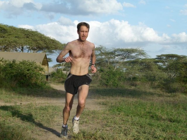 TZ_running_at_LakeNduto